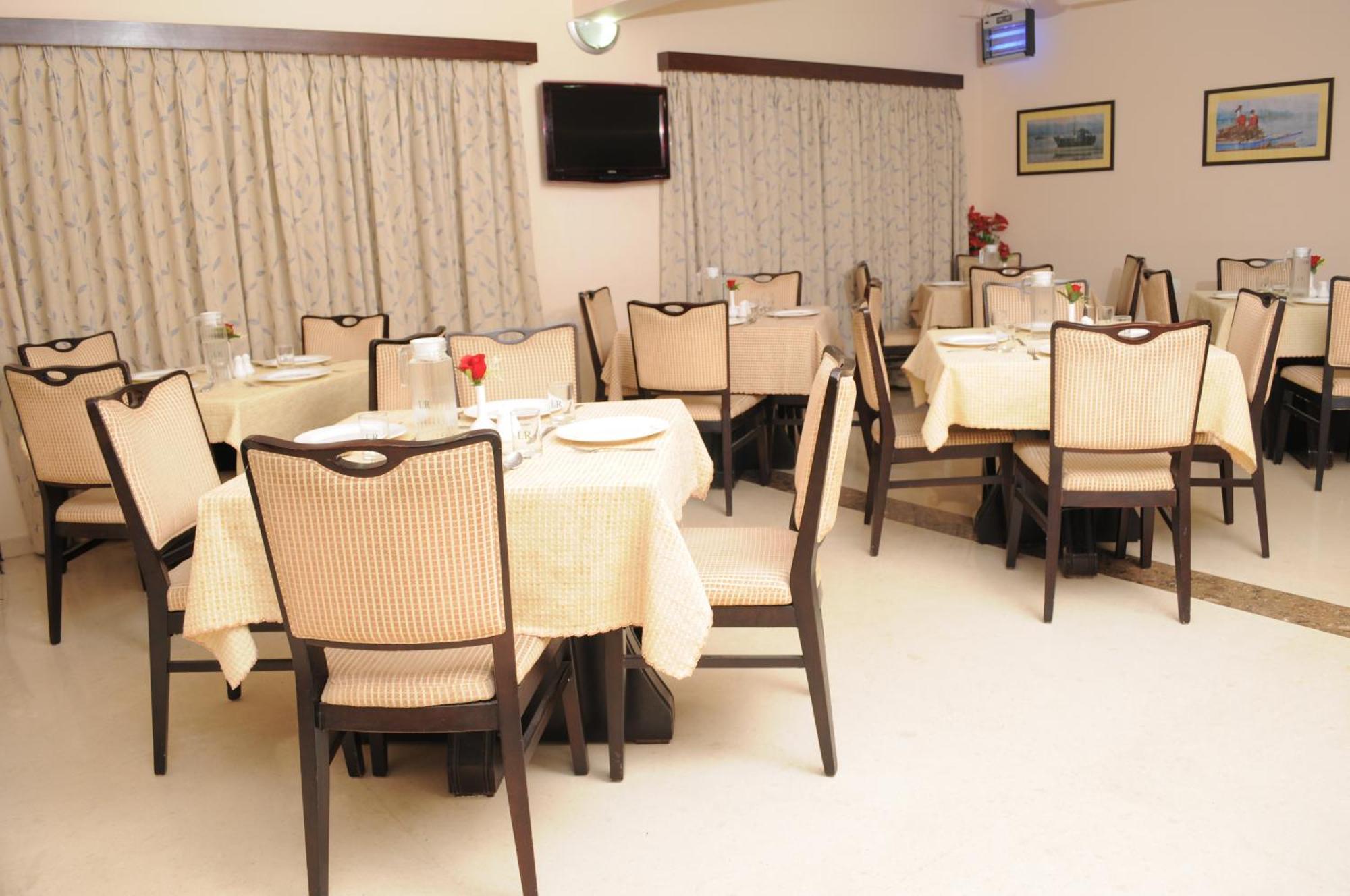 Lalco Residency Hotell Mumbai Eksteriør bilde