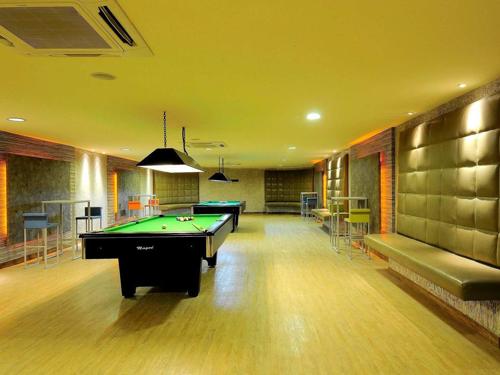 Lalco Residency Hotell Mumbai Eksteriør bilde